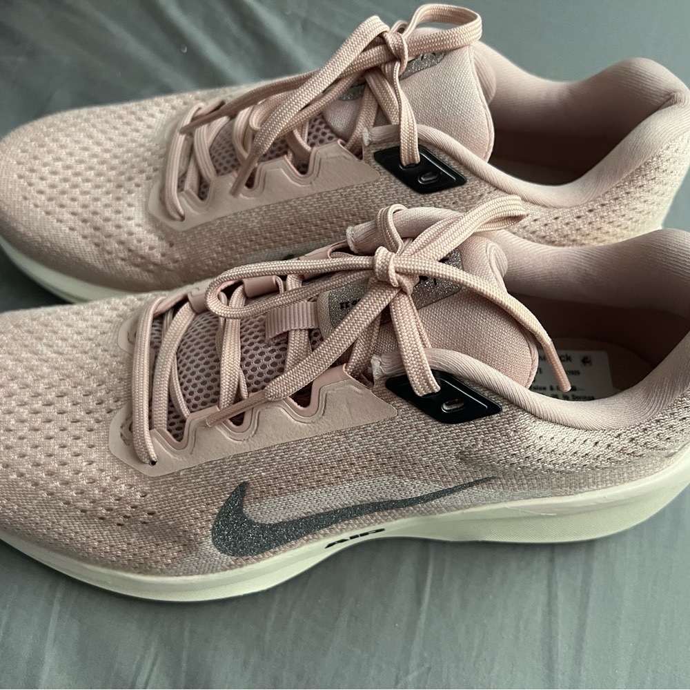 Nike Air Pink Athletic Sneakers with Breathable Mesh/ Gray Sparkle/ New